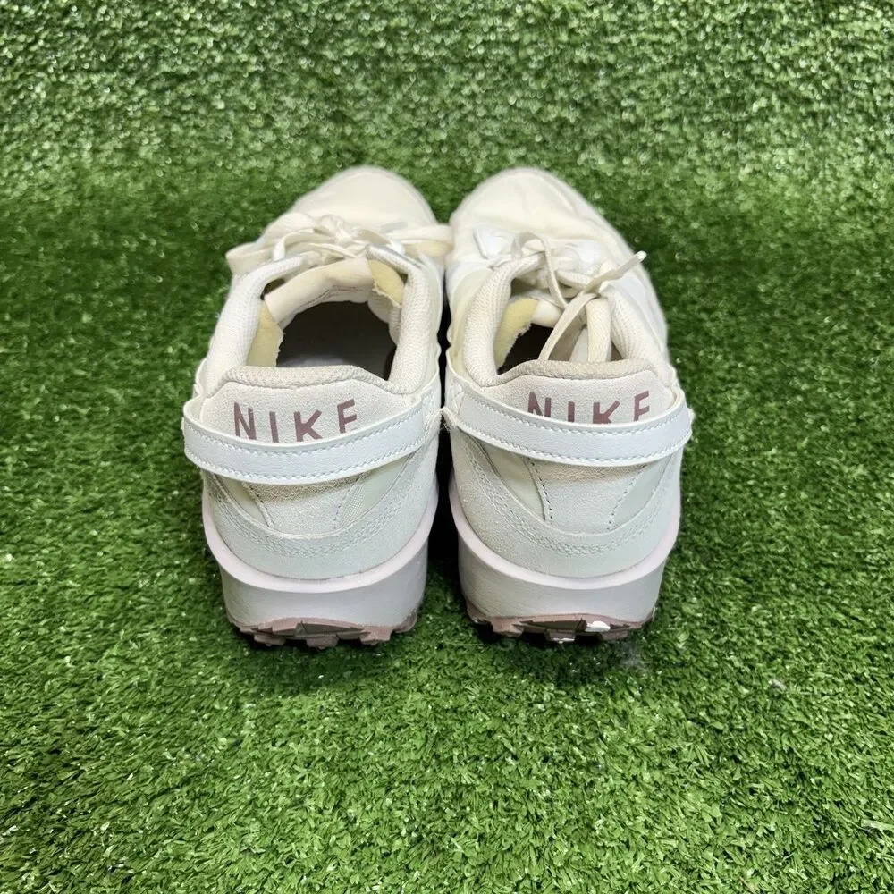 Nike Womens Waffle Debut DH9523-106 White Running Shoes Sneakers Sz 9.5 M